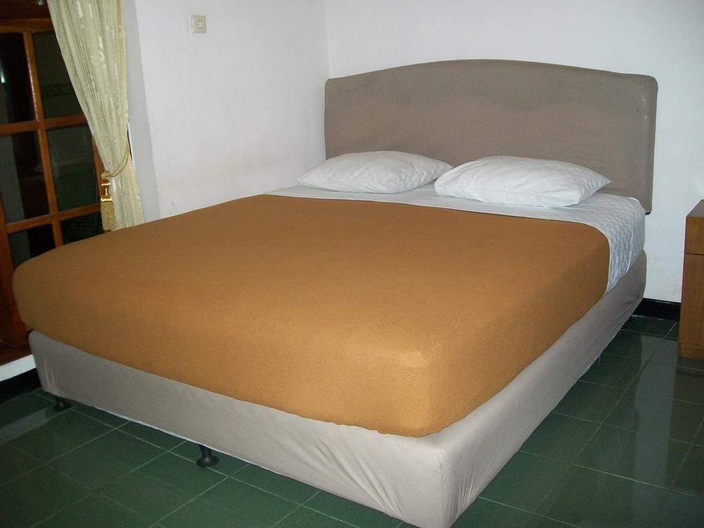 Krowi Inn Surabaya Rum bild